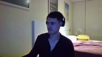 ProphetsRoom live cam on Cam4