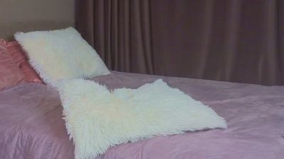 PrudenceLosardo live cam on Cam4