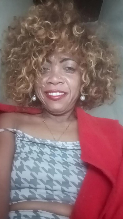 Ptitcurly live cam on Cam4