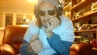 Ptitgarsgodet live cam on Cam4