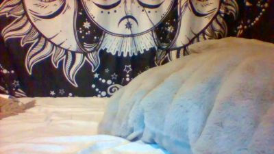 Ptitgarsgodet live cam on Cam4