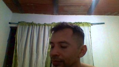 Pucho8920 live cam on Cam4