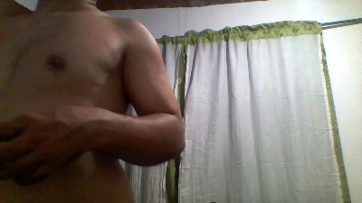 Pucho8920 live cam on Cam4