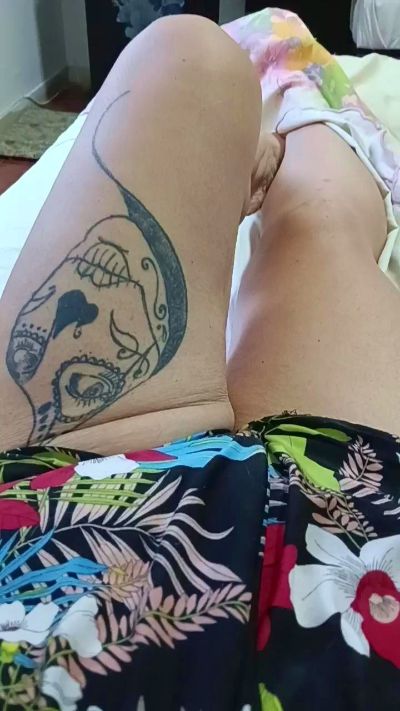 Puffettaa live cam on Cam4