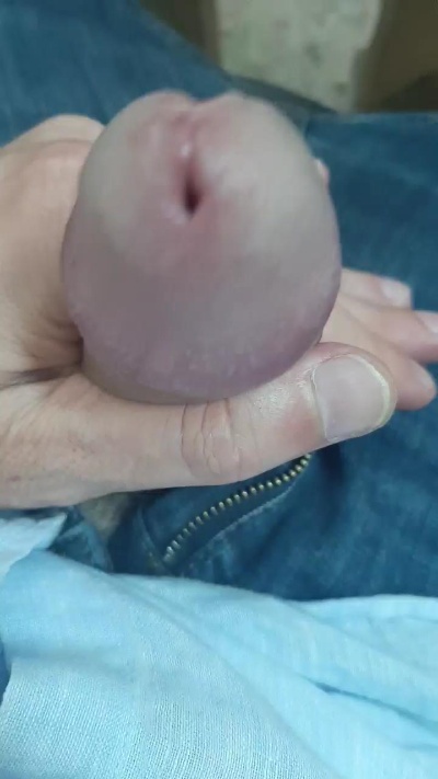 Punch2027 live cam on Cam4