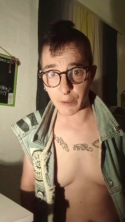 Punkatatxirles live cam on Cam4