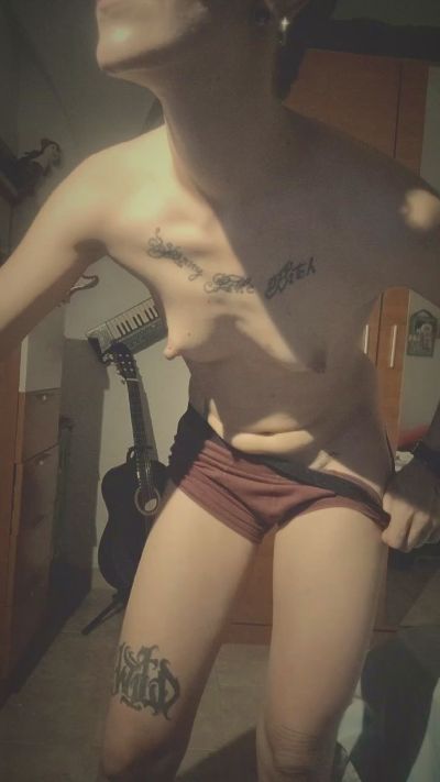 Punkatatxirles live cam on Cam4
