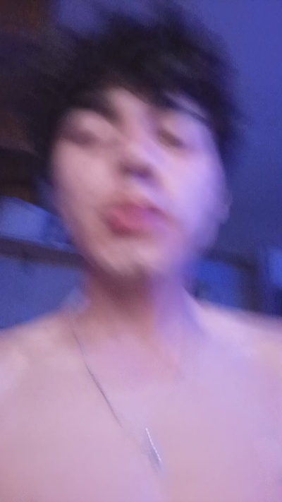 Pure_b0n3 live cam on Cam4