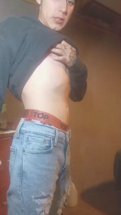 Pure_b0n3 live cam on Cam4