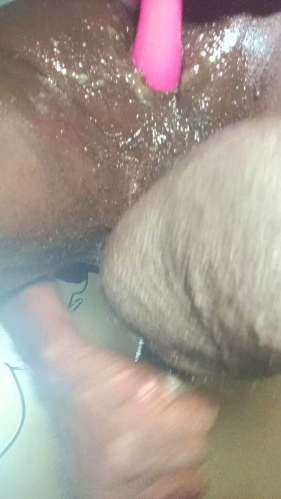 Pussynasseat69 live cam on Cam4