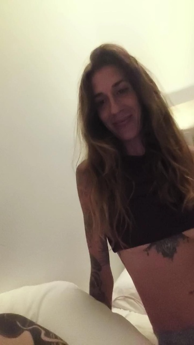 Putaaltovoltage live cam on Cam4