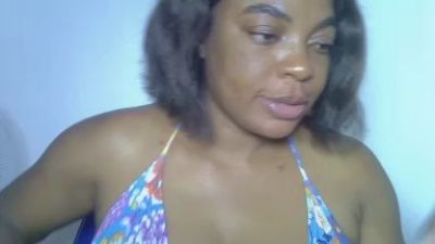 PwetyGoddess live cam on Cam4