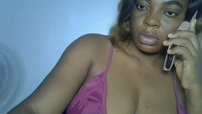 PwetyGoddess live cam on Cam4