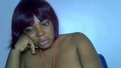 PwetyGoddess live cam on Cam4