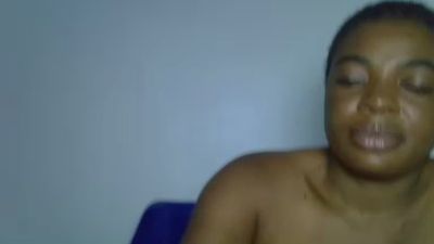 PwetyGoddess live cam on Cam4