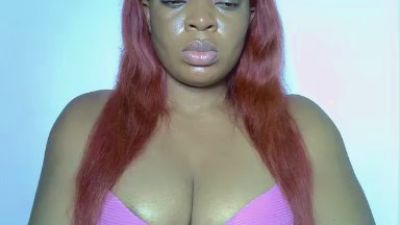PwetyGoddess live cam on Cam4