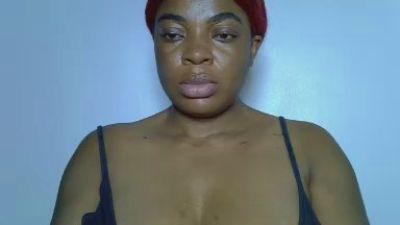 PwetyGoddess live cam on Cam4