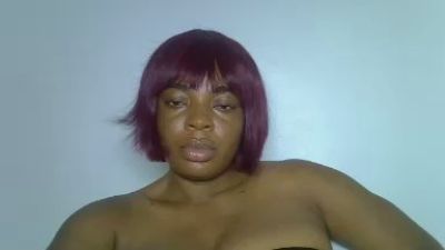 PwetyGoddess live cam on Cam4