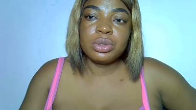 PwetyGoddess live cam on Cam4