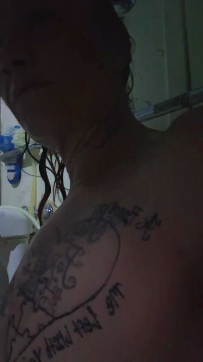 QUEENB8675 live cam on Cam4