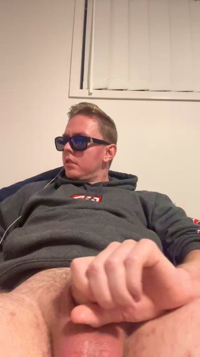 QuartzWolf live cam on Cam4
