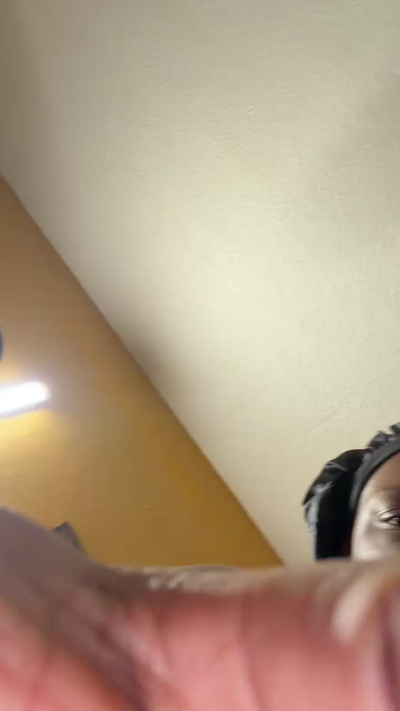 Profile and Statistics for QueenAmour on Cam4