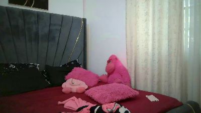QueenB live cam on Cam4