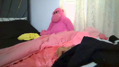 QueenB live cam on Cam4