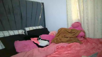 QueenB live cam on Cam4