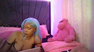 QueenB live cam on Cam4