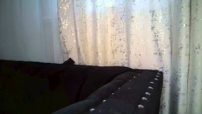 QueenB live cam on Cam4