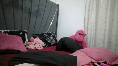 QueenB live cam on Cam4