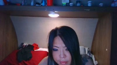 QueenBeez live cam on Cam4