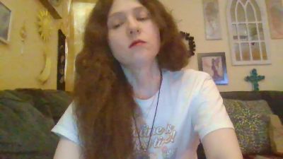 QueenCrimson Live Cam on Cam4