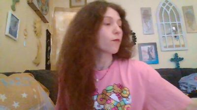 QueenCrimson live cam on Cam4