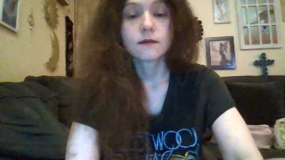 QueenCrimson live cam on Cam4