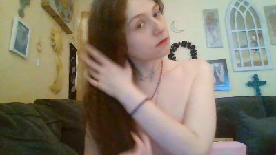 QueenCrimson live cam on Cam4