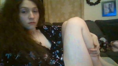 QueenCrimson live cam on Cam4