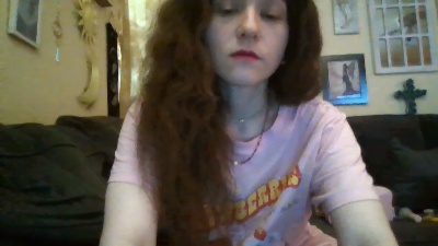 QueenCrimson live cam on Cam4