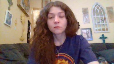 QueenCrimson live cam on Cam4