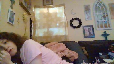 QueenCrimson live cam on Cam4