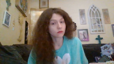 QueenCrimson live cam on Cam4