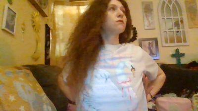 QueenCrimson live cam on Cam4