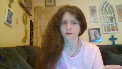 QueenCrimson live cam on Cam4