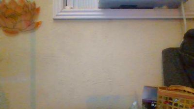 QueenCrimson live cam on Cam4