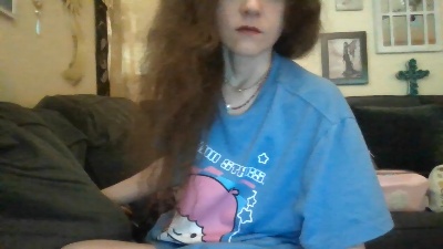 QueenCrimson live cam on Cam4