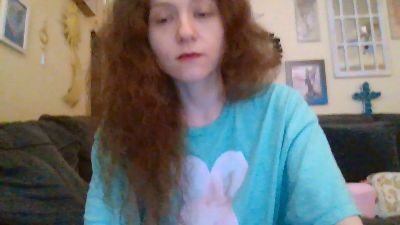 QueenCrimson live cam on Cam4