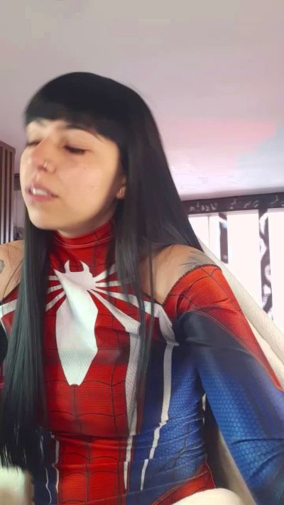 QueenDesiree live cam on Cam4