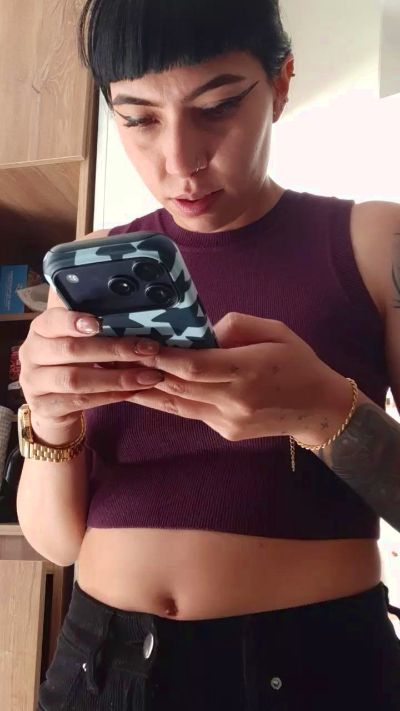 QueenDesiree live cam on Cam4