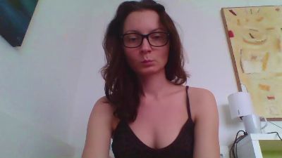 QueenDiva30 live cam on Cam4